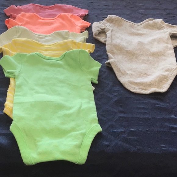 Carter’s Newborn - Picture 5 of 5